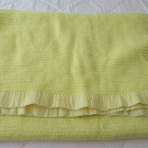 Vintage Waffle Weave Acrylic Blanket Twin Carney Yellow Satin Trim